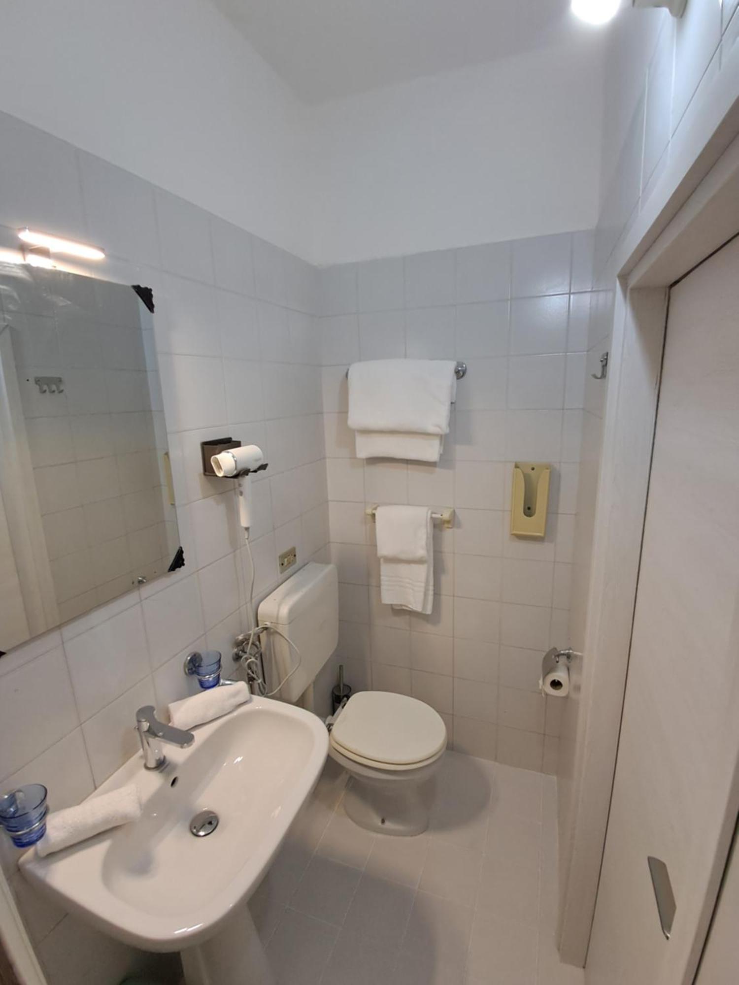 Hotel Tito 2 Mestre Eksteriør billede
